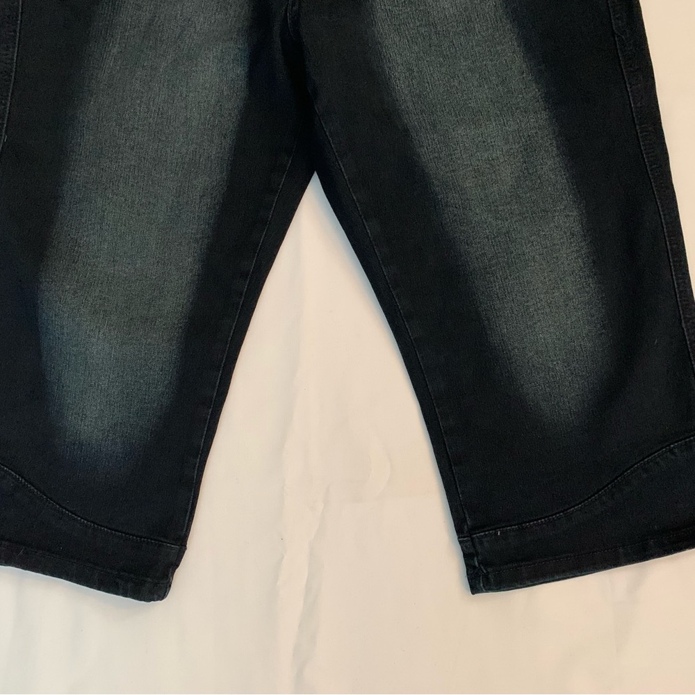 Women’s Black Embroidered Jeans - Picture 7 of 15